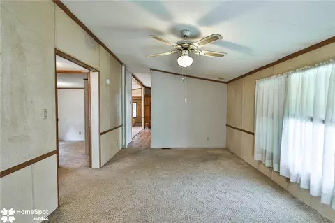 Living - 94 Juniper Ct, Bath, PA 18014 photo 7 of 7