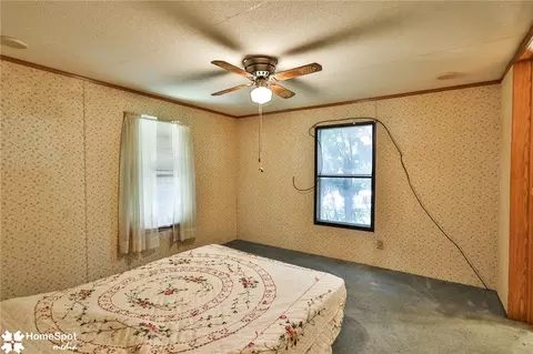 Bedroom - 94 Juniper Ct, Bath, PA 18014 photo 6 of 9