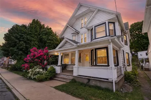 352 S 1st St, Bangor, PA 18013