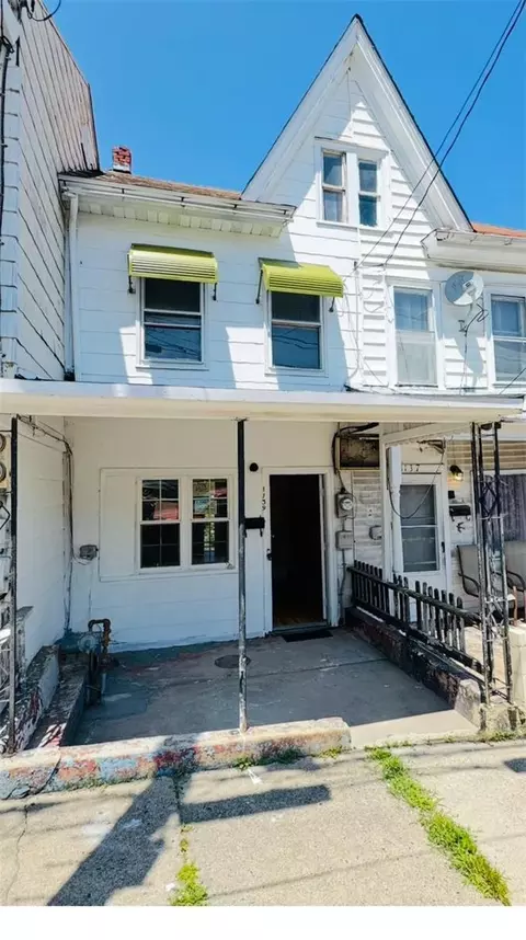 1139 W Pine St, Other, PA 17866