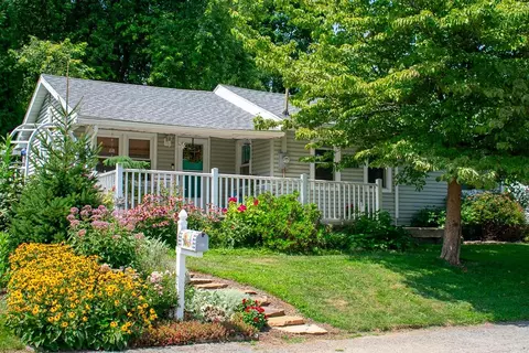 145 S 15th St, Emmaus, PA 18049