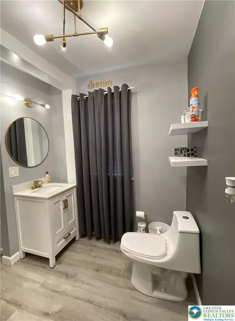 320 E Union Blvd, Bethlehem, PA 18018 photo 7