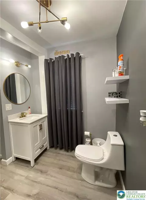 320 E Union Blvd, Bethlehem, PA 18018 photo 7