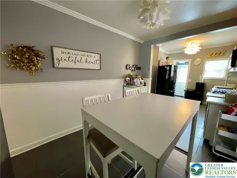 320 E Union Blvd, Bethlehem, PA 18018 photo 4