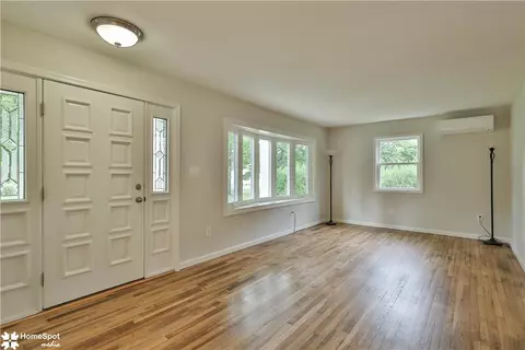 Living - 919 Point Phillips Rd, Bath, PA 18014 photo 1 of 6