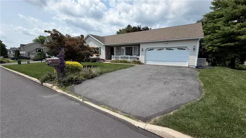 181 Rose Inn Ave, Nazareth, PA 18064