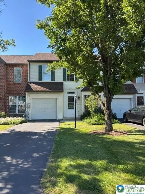 4104 Brookside Ct, Orwigsburg, PA 17961