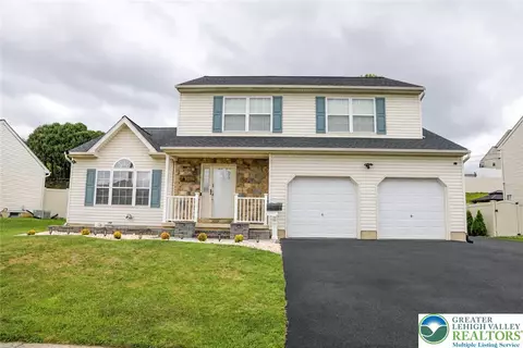 1412 Stanford Rd, Bethlehem, PA 18018