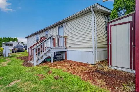Exterior - 273 Pine Cone Ct, Bath, PA 18014 photo 13 of 19