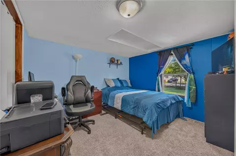 Bedroom - 273 Pine Cone Ct, Bath, PA 18014 photo 4 of 7