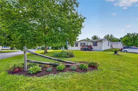 Exterior - 273 Pine Cone Ct, Bath, PA 18014 photo 5 of 19