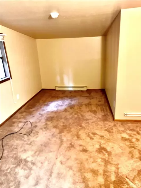 Bedroom - 1507 Upper Valley Rd, Effort, PA 18330 photo 1 of 2