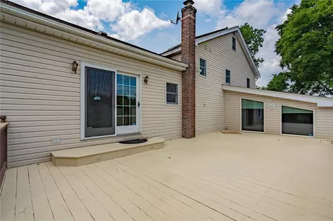 Exterior - 172 Grouse Dr, Bath, PA 18014 photo 9 of 16