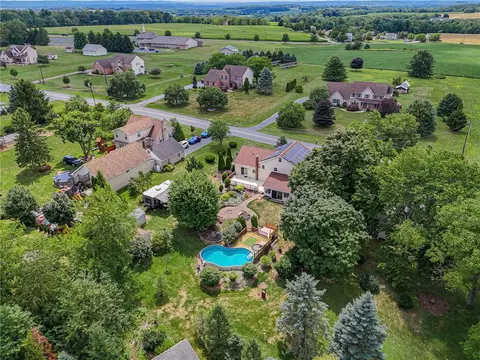 View/Area - 172 Grouse Dr, Bath, PA 18014 photo 4 of 6