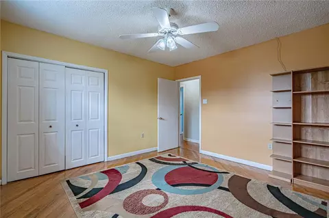Bedroom - 172 Grouse Dr, Bath, PA 18014 photo 2 of 9