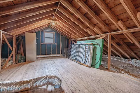 Entry Way - 172 Grouse Dr, Bath, PA 18014 photo 1 of 4