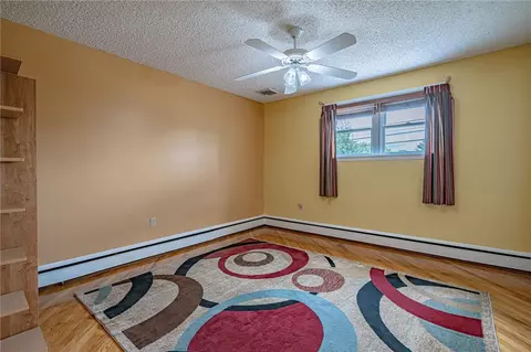 Bedroom - 172 Grouse Dr, Bath, PA 18014 photo 1 of 9