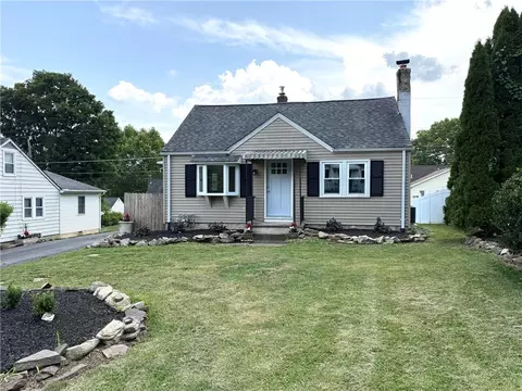 2632 Eldridge Ave, Palmer Township, PA 18045