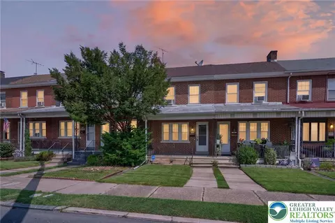 2049 Liberty St, Allentown, PA 18104
