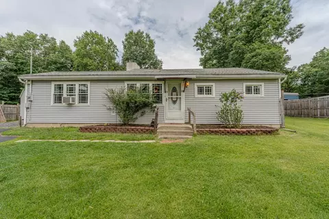 253 Shawnee Dr, East Stroudsburg, PA 18302