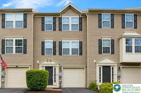 1079 Sparrow Way, Breinigsville, PA 18031