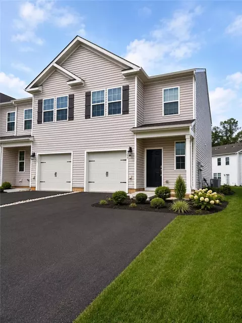 1257 Martin Rd, Breinigsville, PA 18031