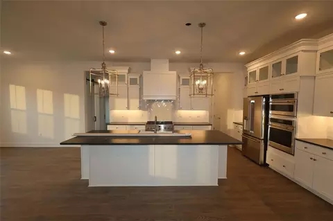 5713 Frederick Dr, East Allen Twp, PA 18017 photo 3