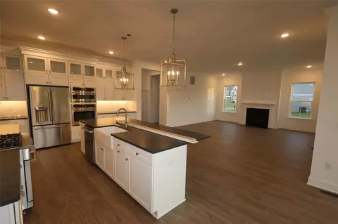 5713 Frederick Dr, East Allen Twp, PA 18017 photo 2