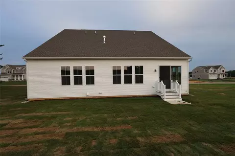 5733 Frederick Dr, East Allen Twp, PA 18017 photo 3