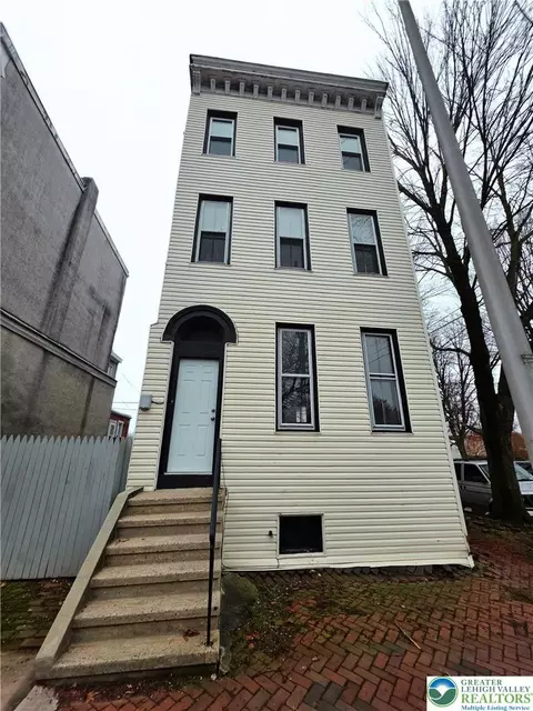 300 Pine St, Reading, PA 19602