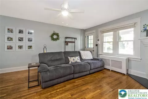 Living - 719 Spring St, Bethlehem, PA 18018 photo 3 of 3