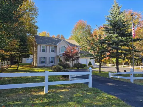 71 Meckesville Rd, Albrightsville, PA 18210