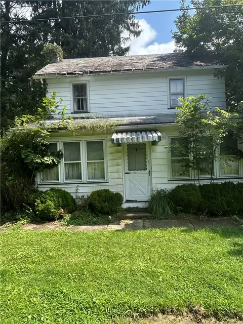 600 Pennsylvania Ave, Portland Boro, PA 18351