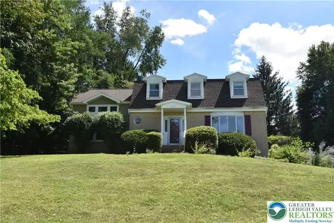 605 Barnyard Vw, Forks Twp, PA 18040