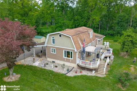 525 Rocky Valley Rd, Quakertown, PA 18951