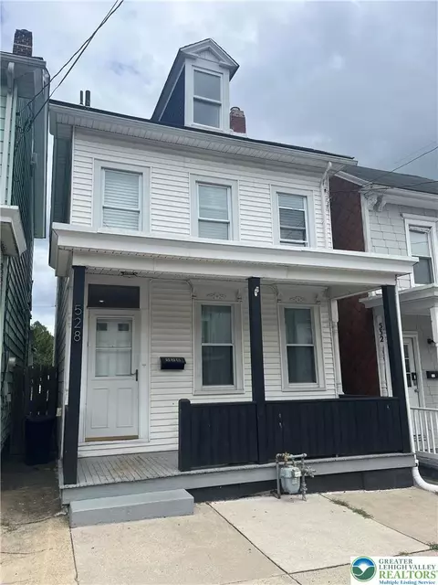 528 Centre St, Easton, PA 18042