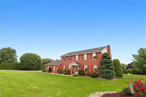 Exterior - 6090 Stone Post Rd, Bath, PA 18014 photo 4 of 7