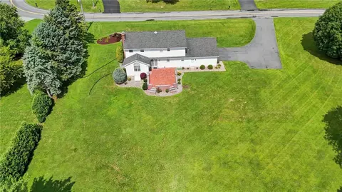 View/Area - 6090 Stone Post Rd, Bath, PA 18014 photo 6 of 6