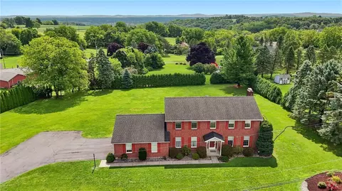 View/Area - 6090 Stone Post Rd, Bath, PA 18014 photo 1 of 6