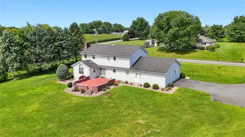 View/Area - 6090 Stone Post Rd, Bath, PA 18014 photo 4 of 6