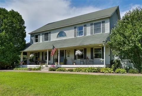 6117 Powers, Nazareth, PA 18064