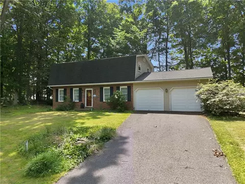 506 Liberty St, Coopersburg, PA 18036