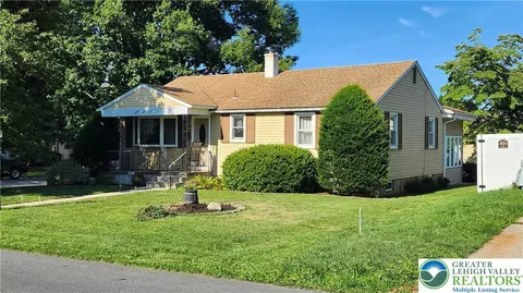 1553 N26th St, Allentown, PA 18104