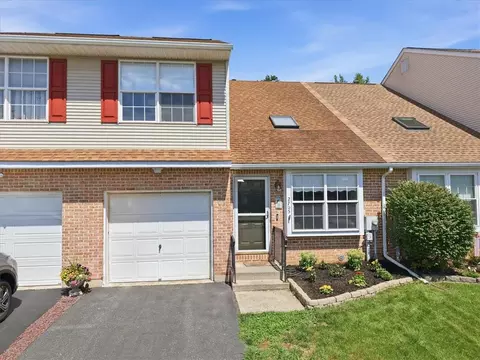2705 Tamlynn Ln, Easton, PA 18045