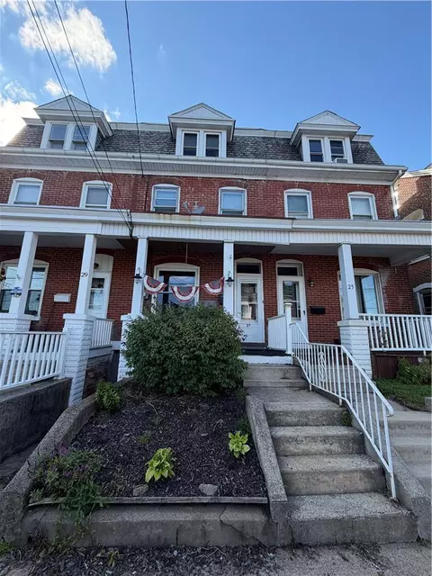 27 Chestnut St, Boyertown, PA 19512