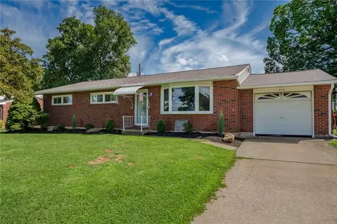 938 W Union St, Fullerton, PA 18052
