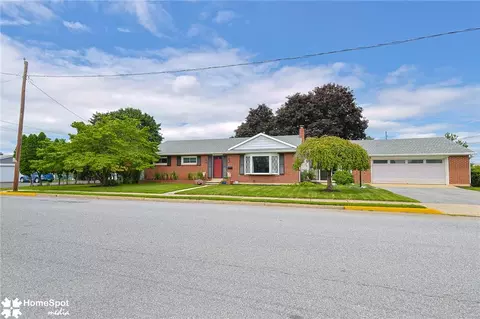 305 2nd St, Northampton, PA 18067