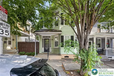 1319 Northampton St, Easton, PA 18042