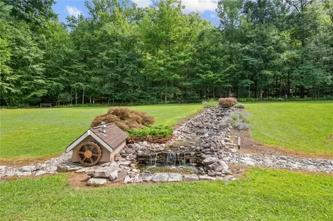 Exterior - 1222 Spring Rd, Andreas, PA 18211 photo 4 of 9