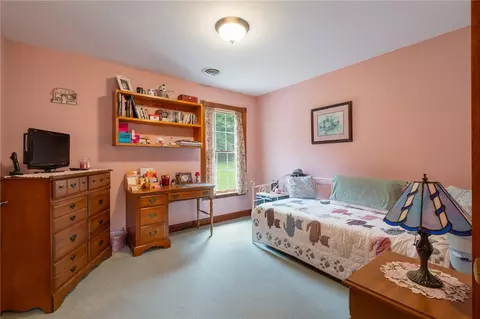 Bedroom - 1222 Spring Rd, Andreas, PA 18211 photo 3 of 4